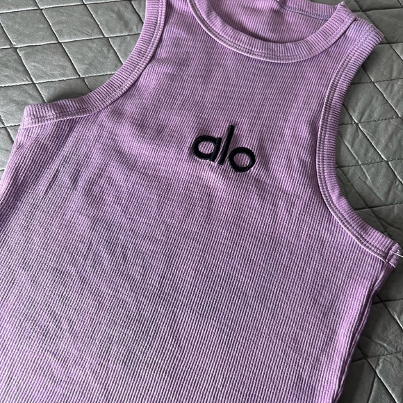 Alo Lavender Ribbed Tank Top - Picture 3 of 7
